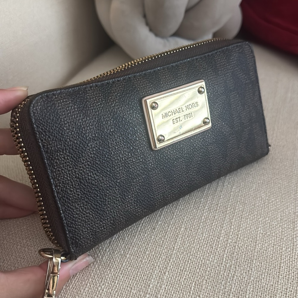 Michael Kors Brown/Gold Jet Set Long Wallet Wristlet EUC